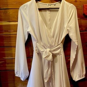 LONG SLEEVE DRESS~WHITE~SIZE 0